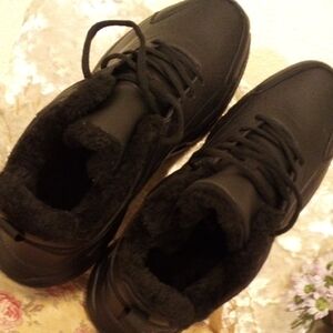 Men's Black Fur-Lined Sneakers